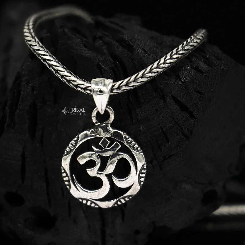 925 pure silver AUM OR OM mantra pendant best gifting pendant, wheat chain necklace locket best gifting jewelry NSP732