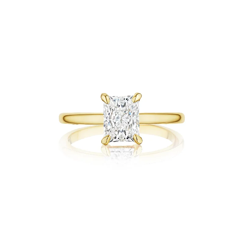 Fink's Exclusive Radiant Cut Diamond Solitaire Ring in Yellow Gold